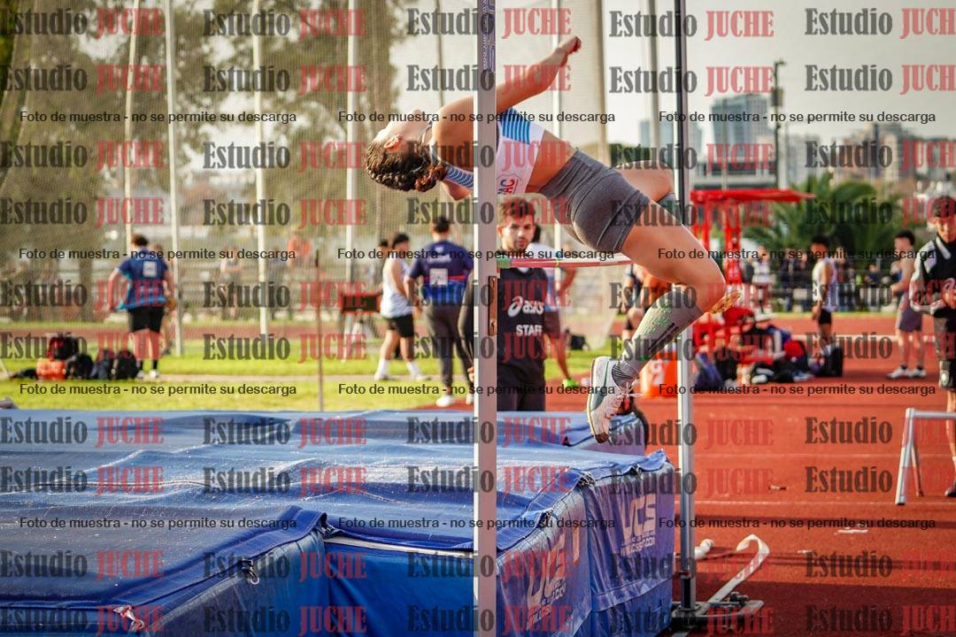 Fotos del salto en alto de mujeres
