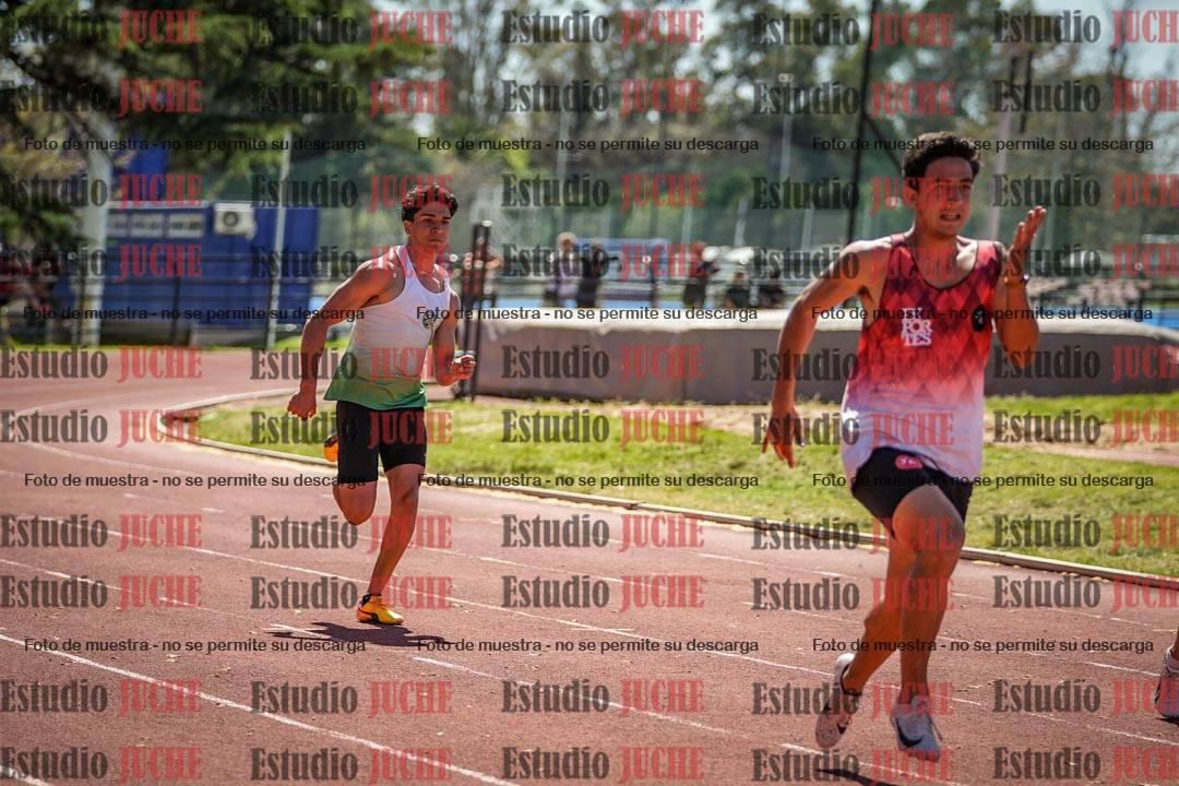 Fotos de los 200 m llanos de varones