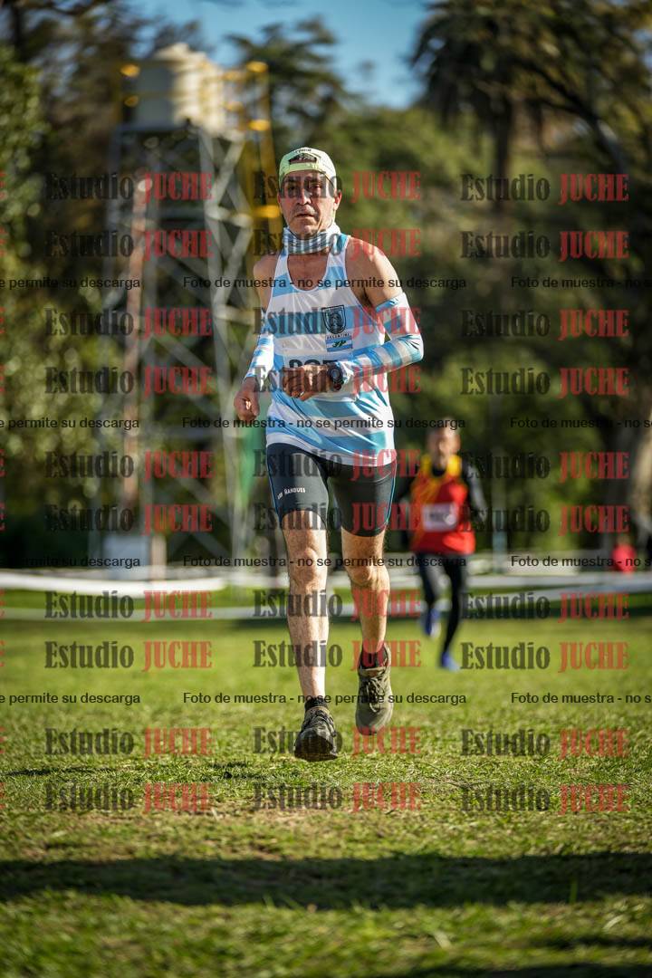 Fotos de la llegada del cross de 4000 m - varones