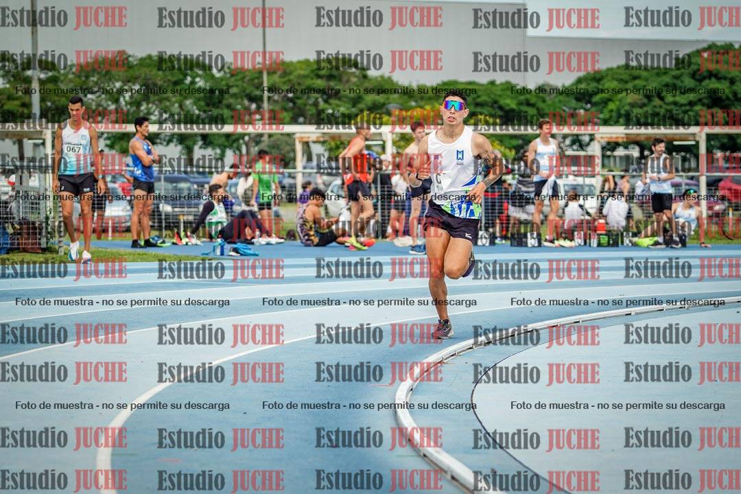 Fotos de los 1000 m llanos de varones