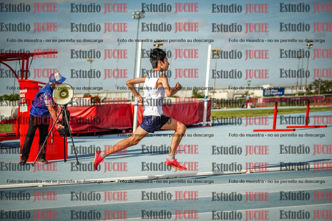 Fotos de los 400 m llanos de varones