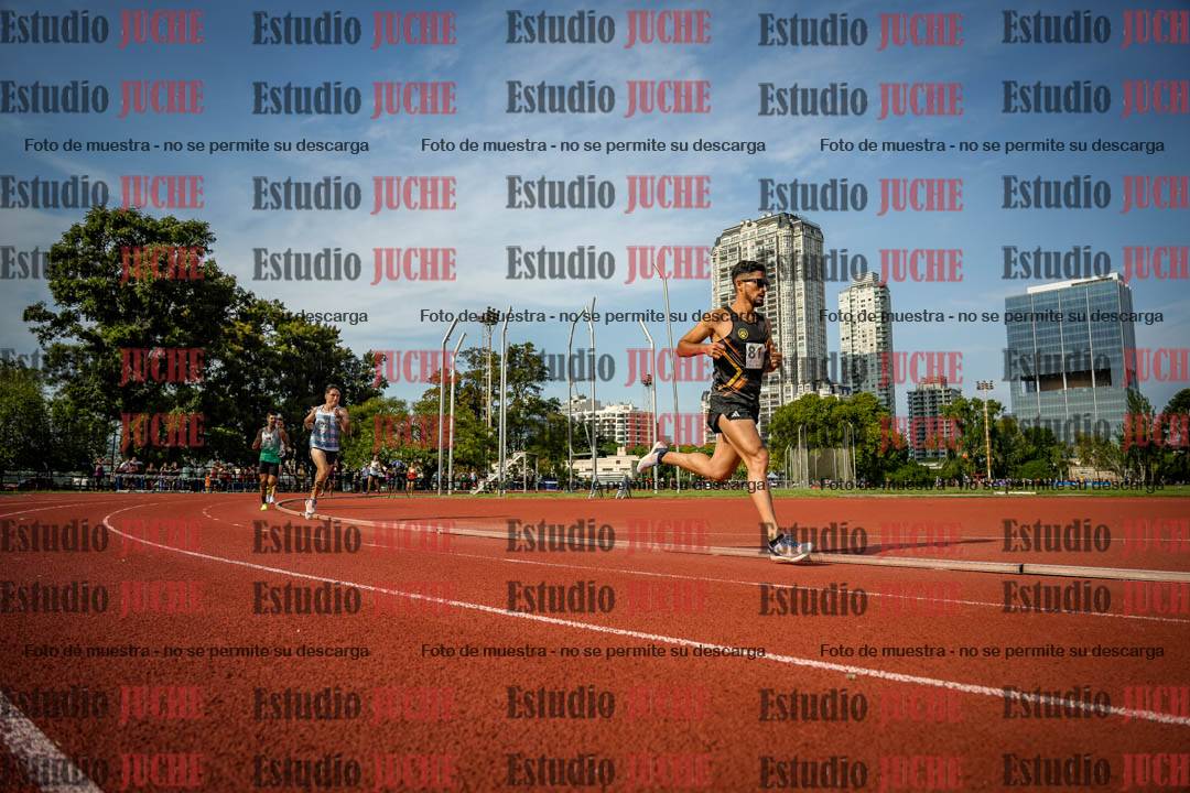 Fotos de los 3000 m llanos de varones