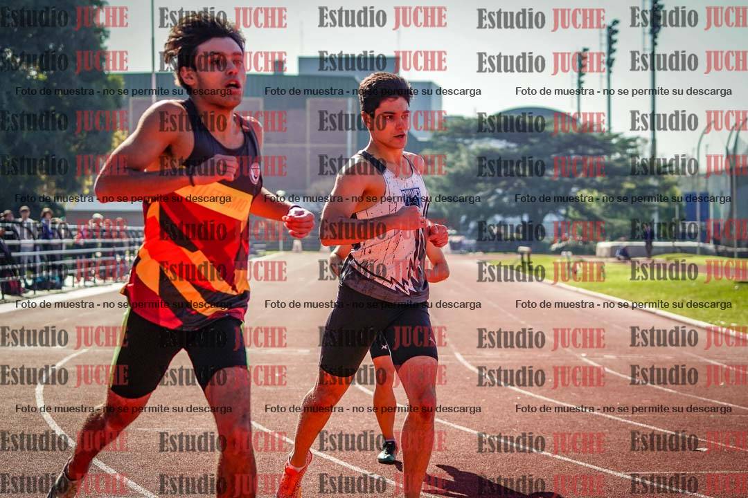Fotos de los 200 m llanos de varones