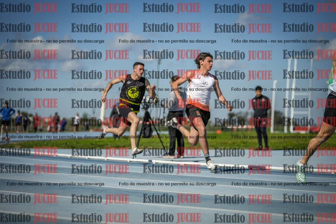 Fotos de los 200 m llanos de varones