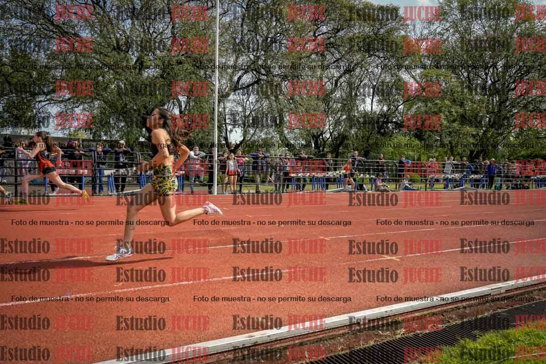 Fotos de los 80 m llanos de mujeres