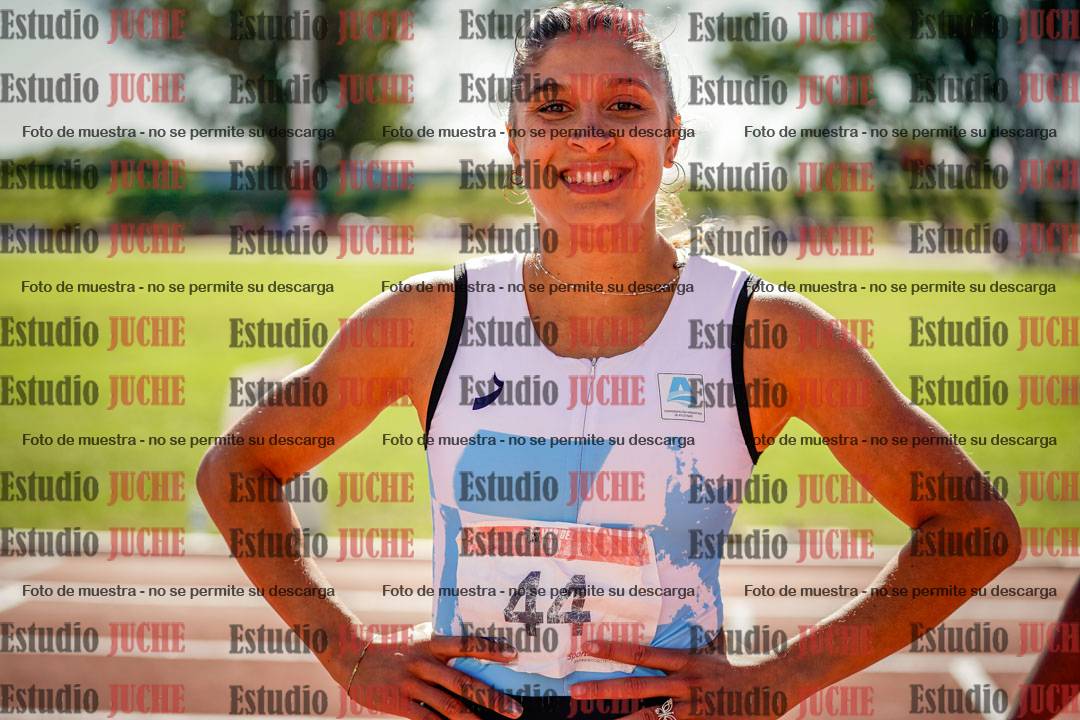 Fotos de algunos extras y podios del día 2