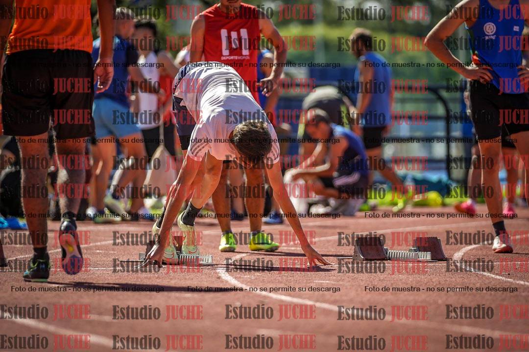 Fotos de los 100 m llanos de varones