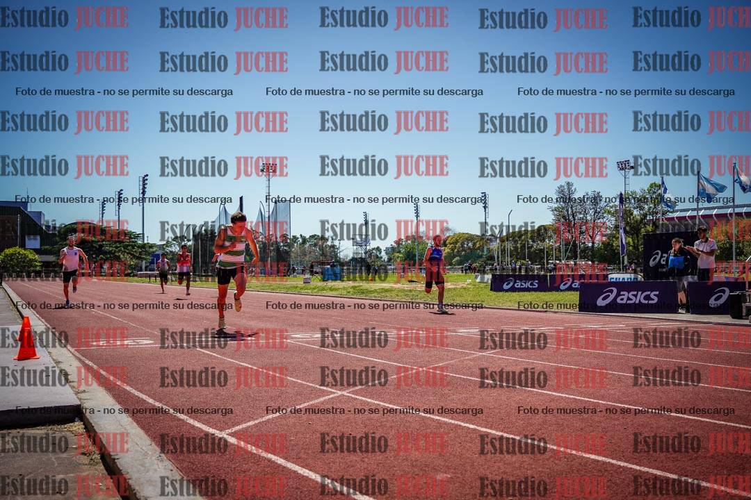 Fotos de los 200 m llanos de varones