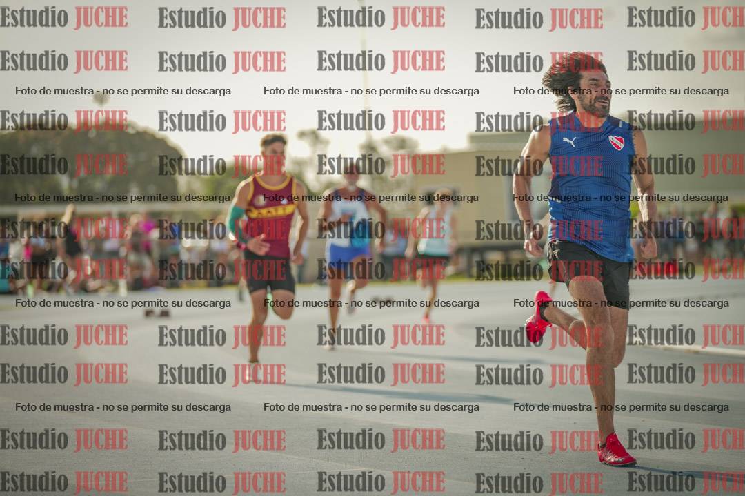 Fotos de los 400 m llanos de varones