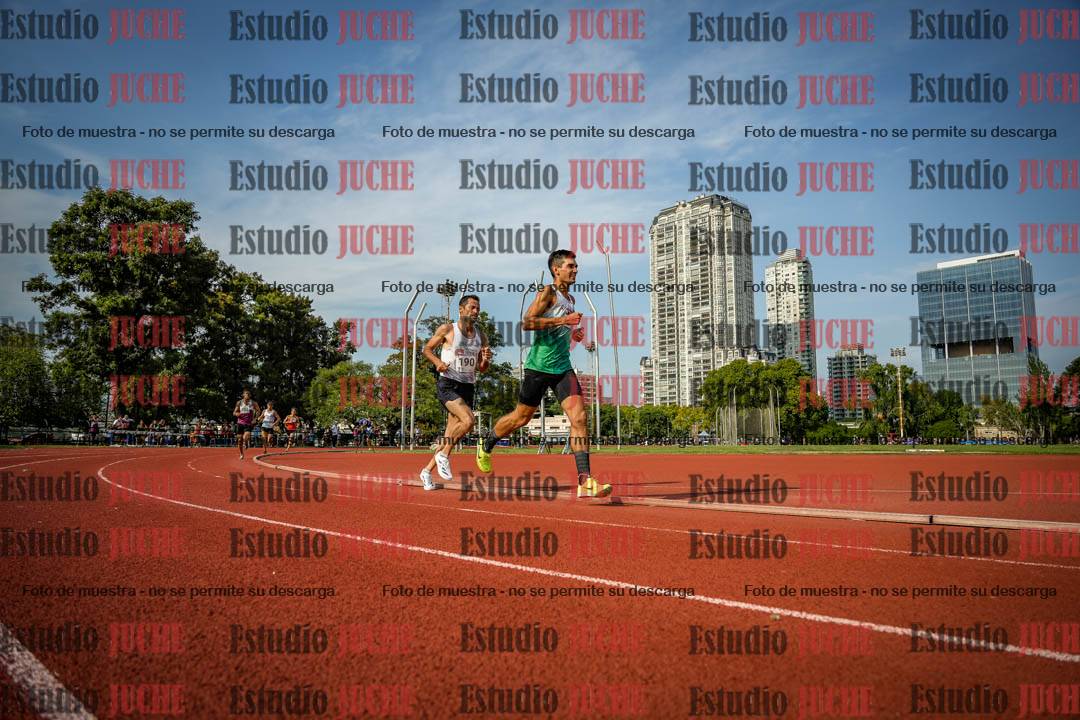 Fotos de los 3000 m llanos de varones