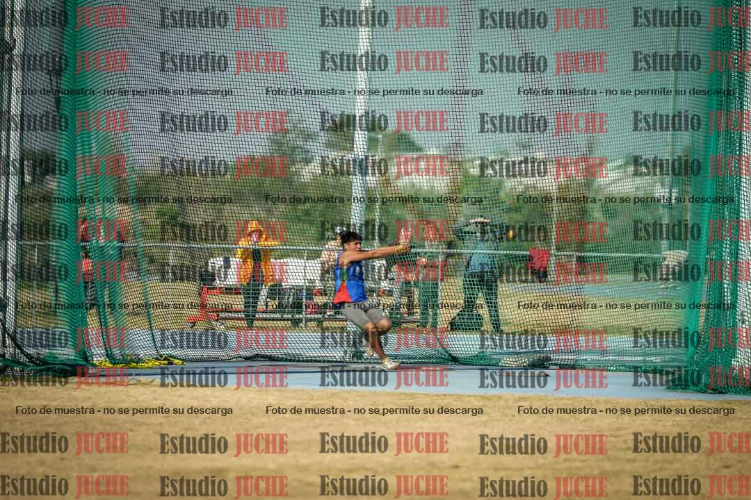 Fotos del lanzamiento de martillo de varones