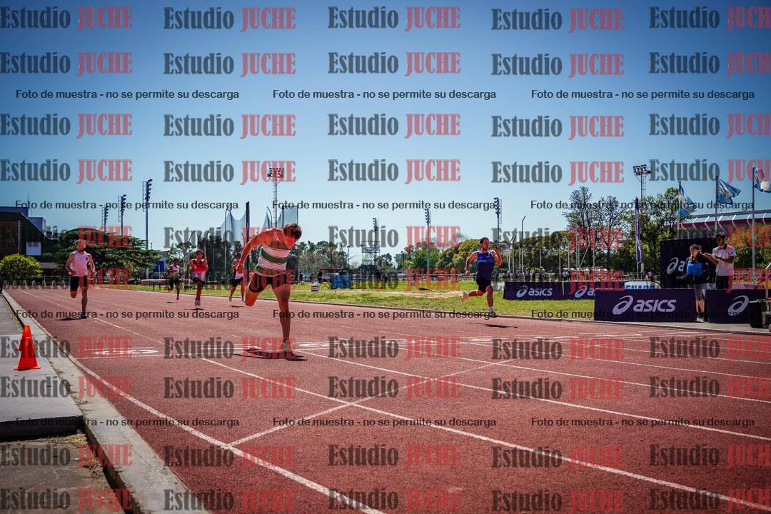 Fotos de los 200 m llanos de varones