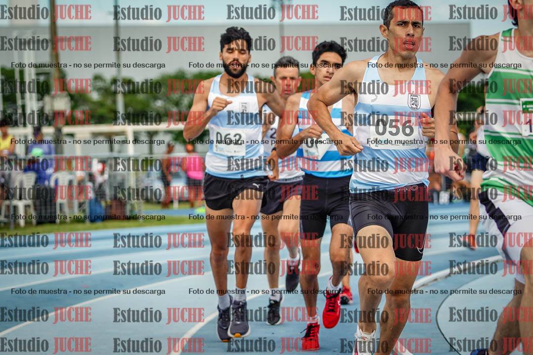 Fotos de los 1000 m llanos de varones