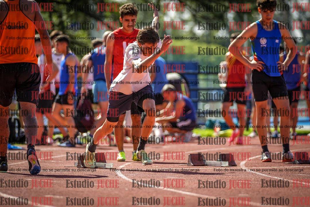 Fotos de los 100 m llanos de varones