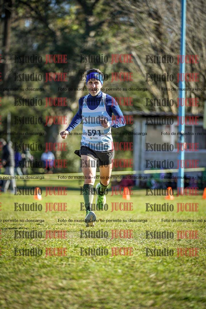 Fotos de la llegada del cross de 4000 m - varones