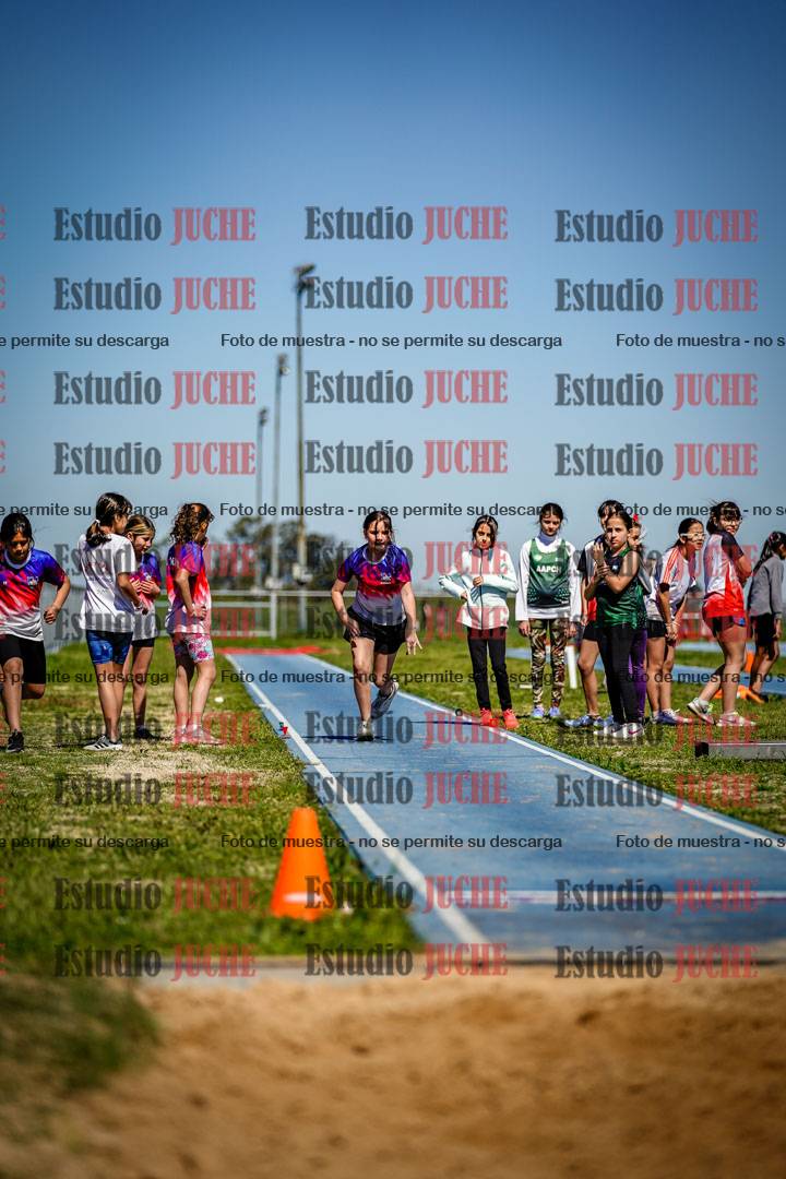 Fotos del salto en largo de mujeres - U15