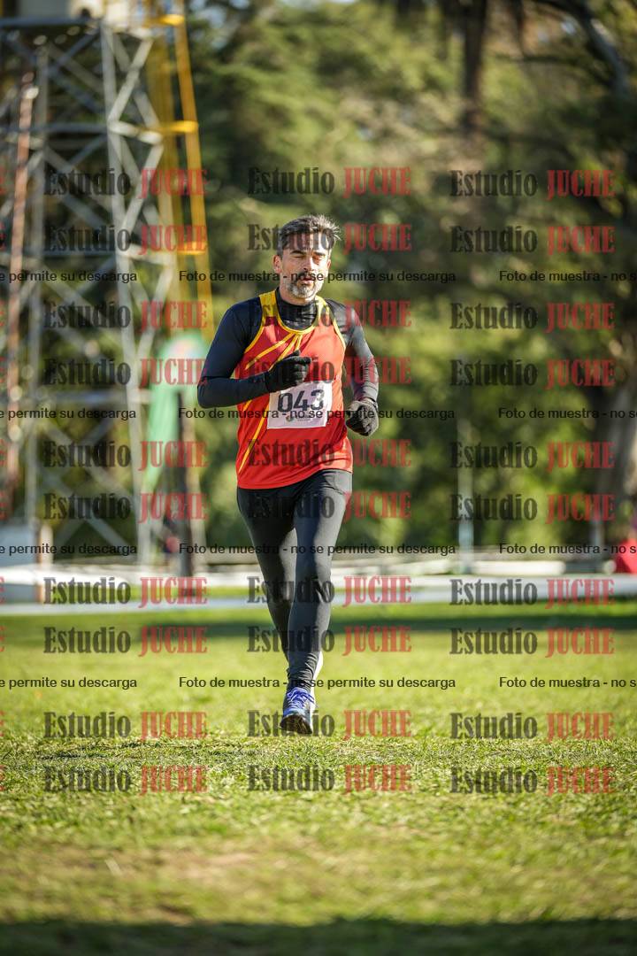 Fotos de la llegada del cross de 4000 m - varones
