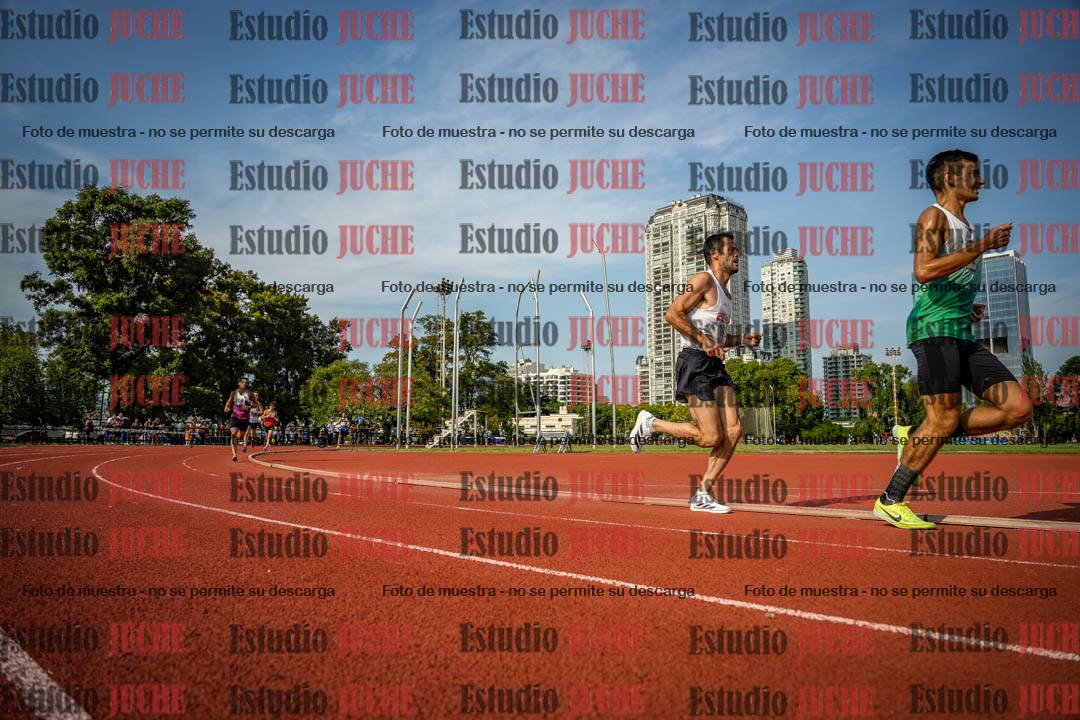 Fotos de los 3000 m llanos de varones