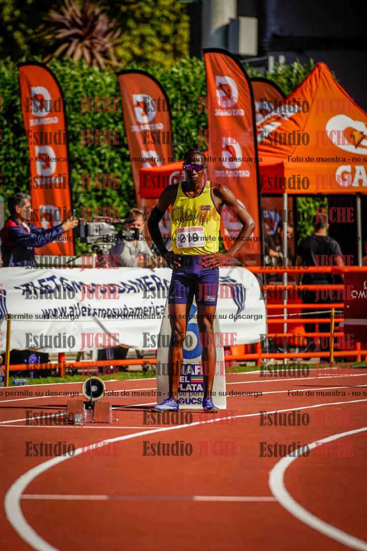 Fotos de los 400 m llanos de varones