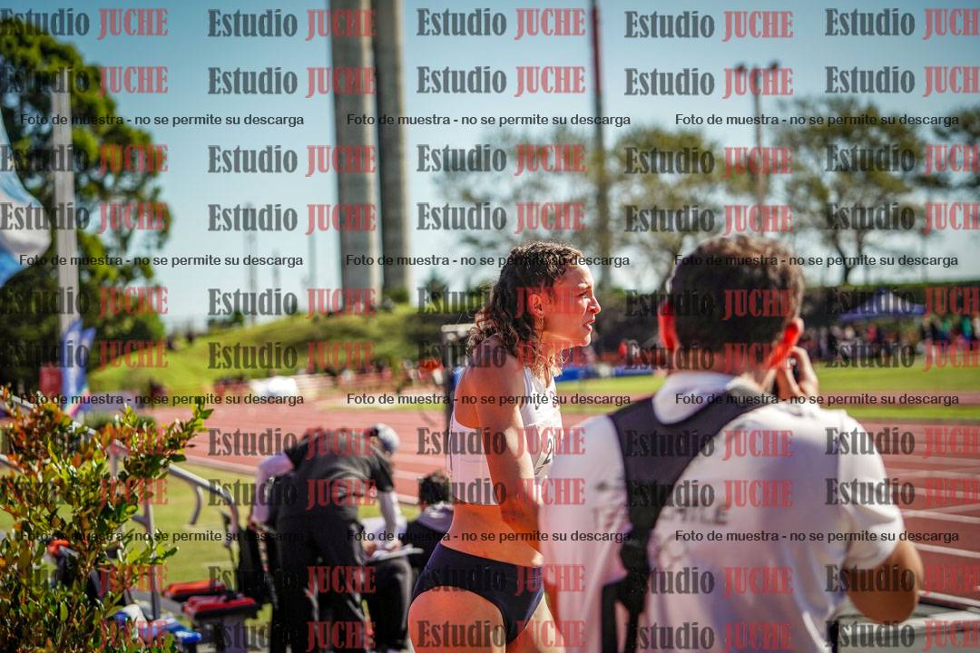 Fotos de algunos extras y podios del día 2
