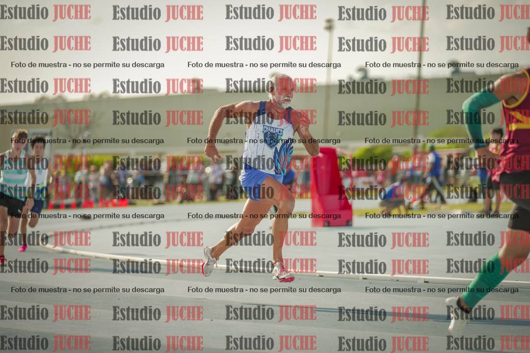 Fotos de los 400 m llanos de varones