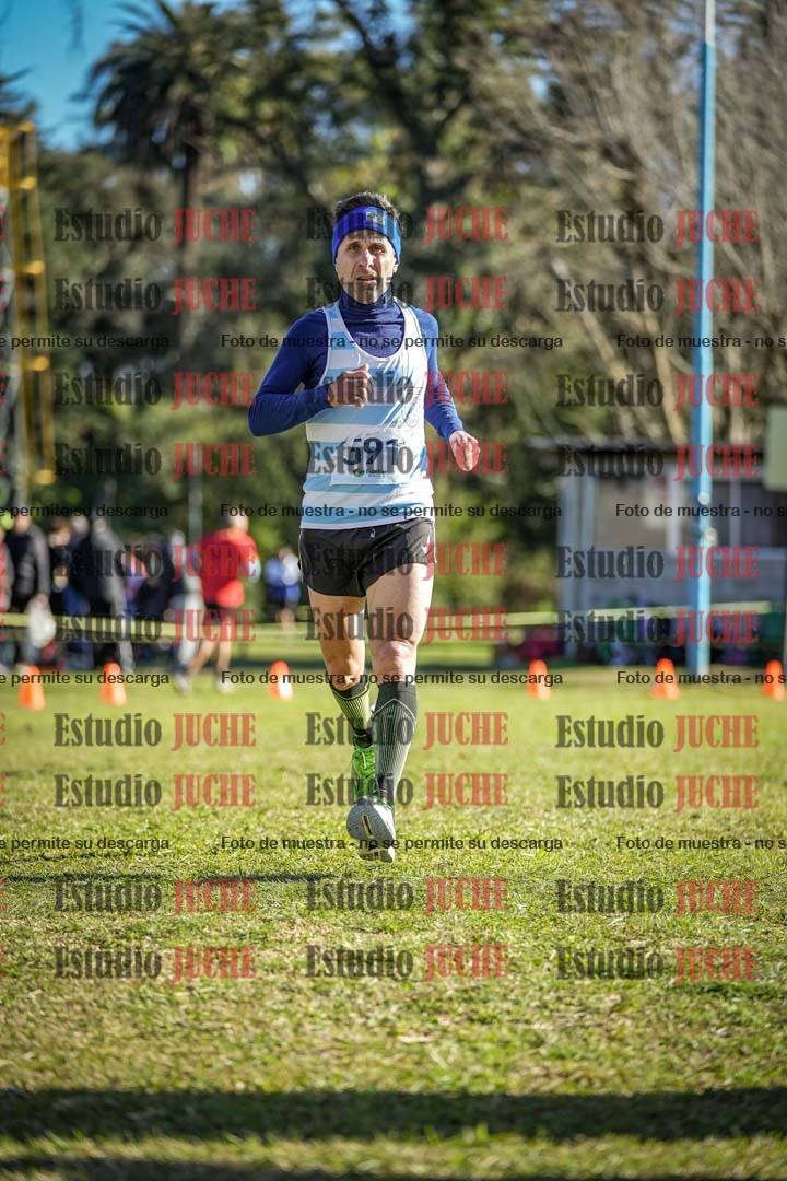 Fotos de la llegada del cross de 4000 m - varones