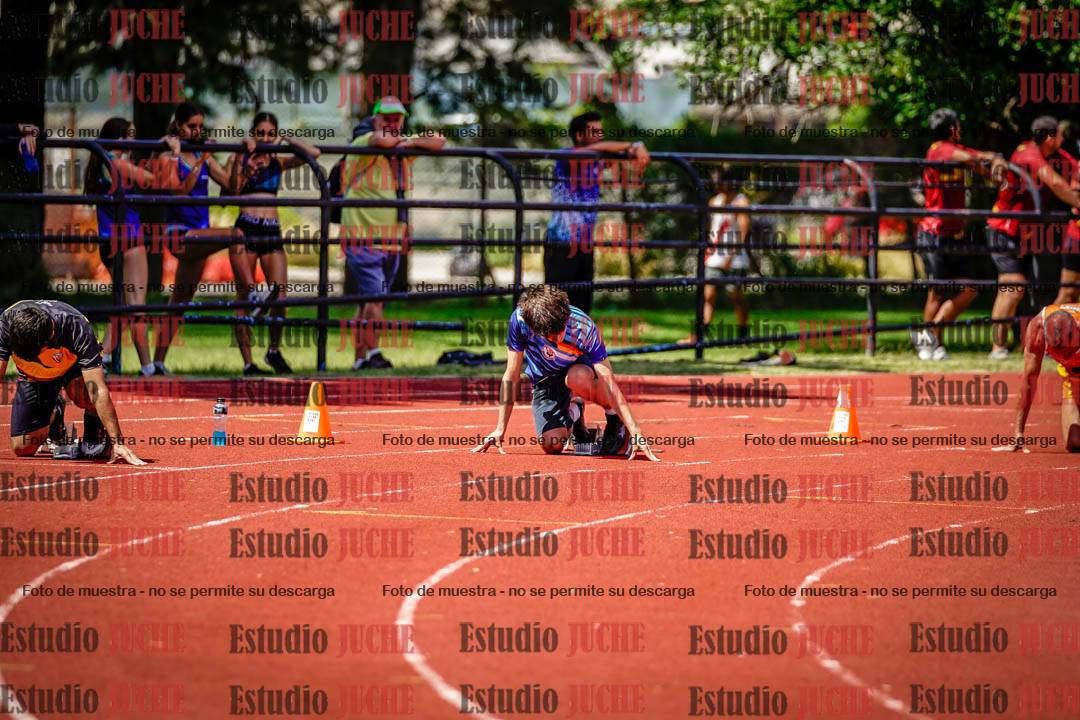 Fotos de los 200 m llanos de varones