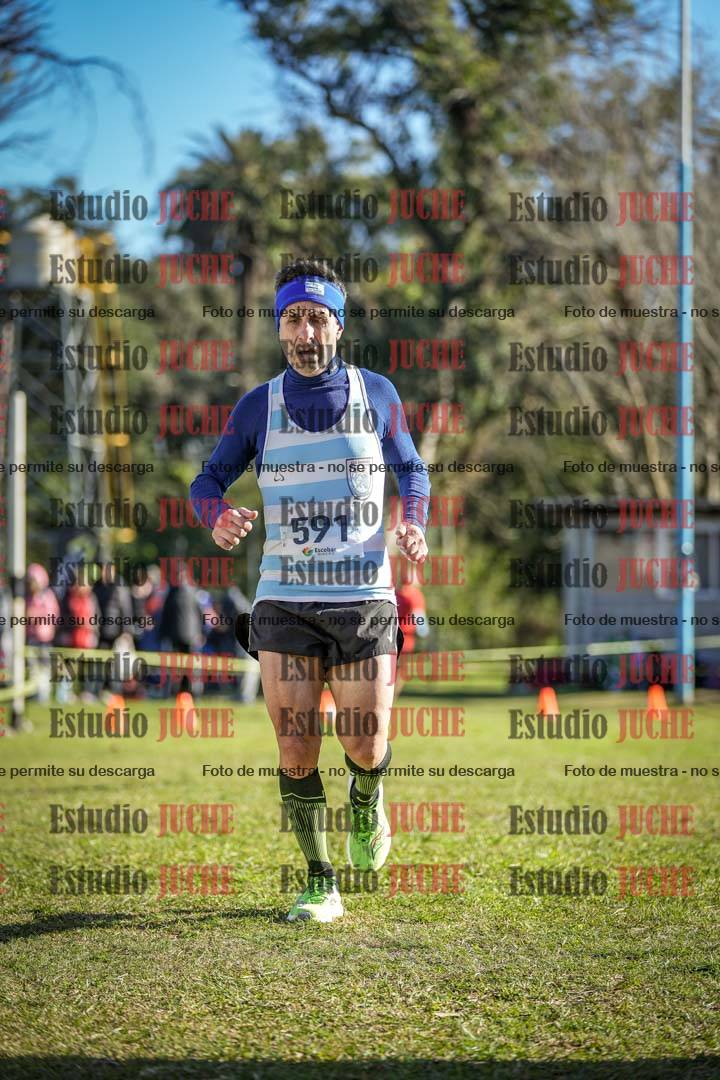 Fotos de la llegada del cross de 4000 m - varones