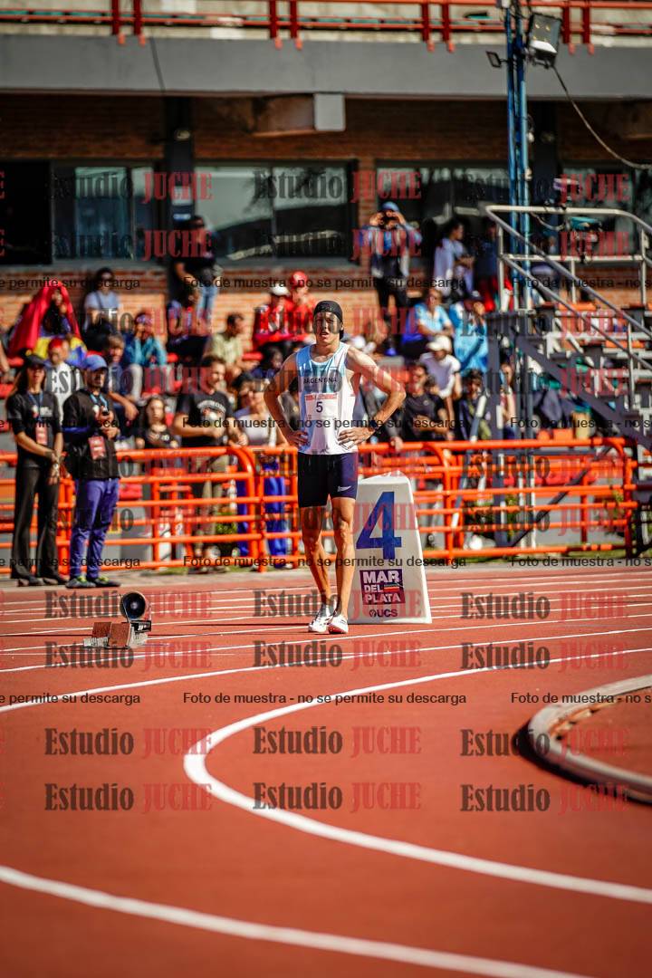 Fotos de los 400 m llanos de varones