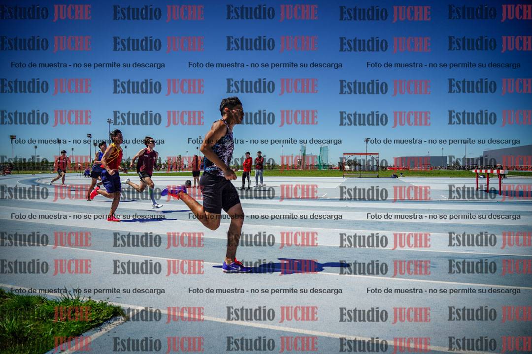 Fotos de los 200 m llanos de varones