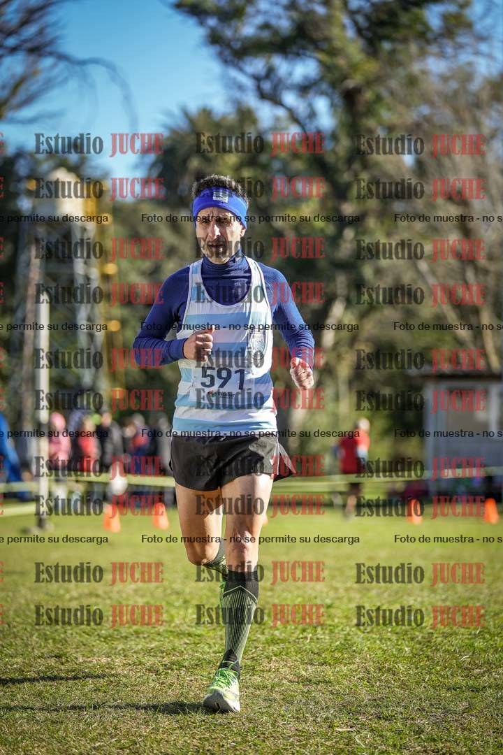 Fotos de la llegada del cross de 4000 m - varones