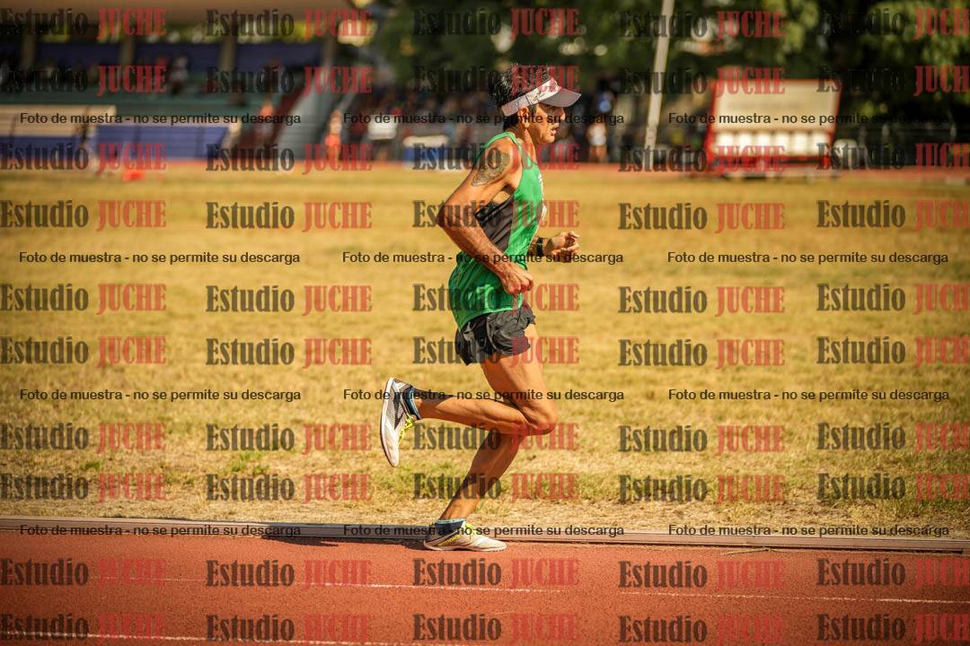 Fotos de los 3000 m llanos de varones