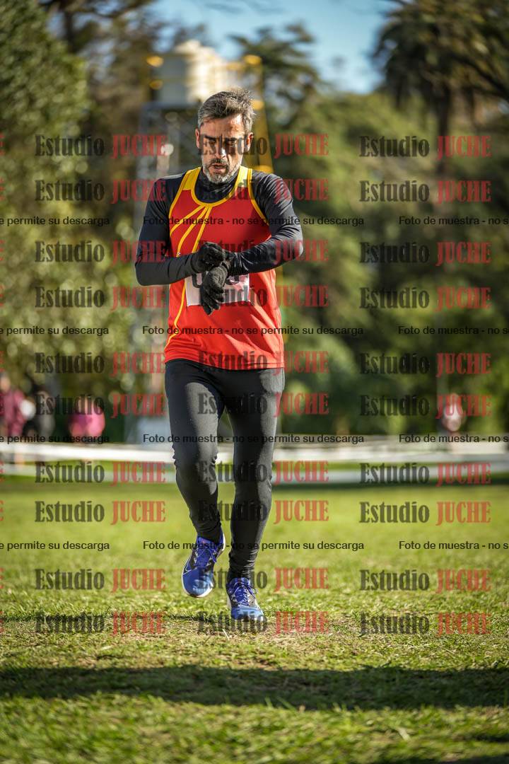Fotos de la llegada del cross de 4000 m - varones