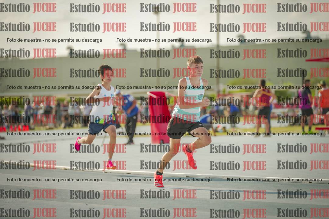 Fotos de los 400 m llanos de varones