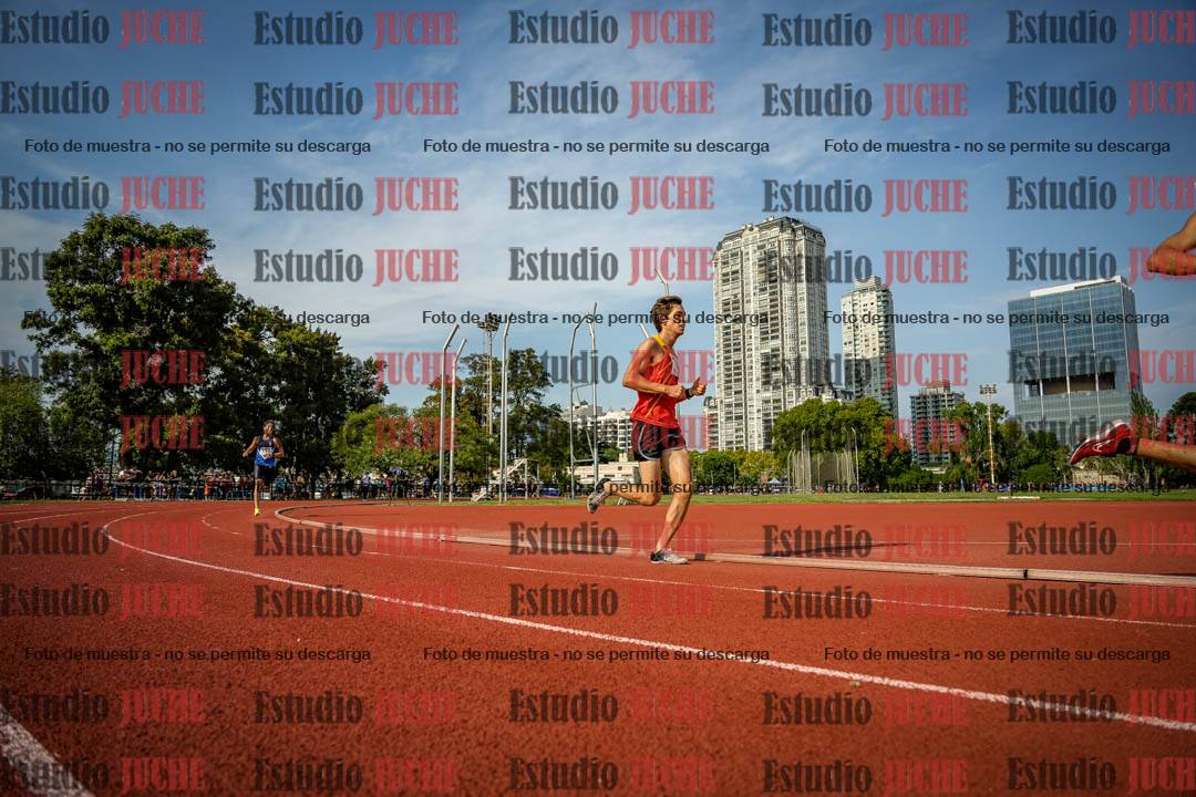 Fotos de los 3000 m llanos de varones