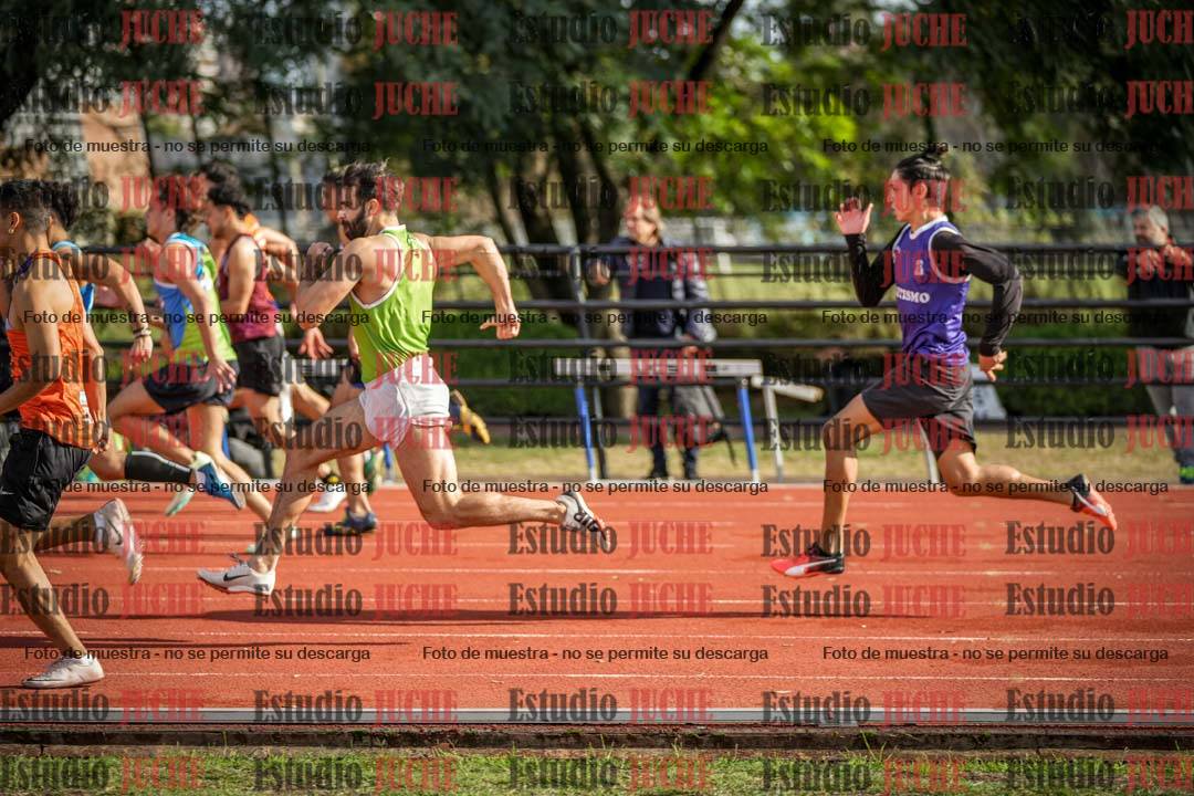 Fotos de los 100 m llanos de varones