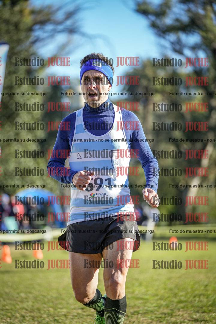 Fotos de la llegada del cross de 4000 m - varones