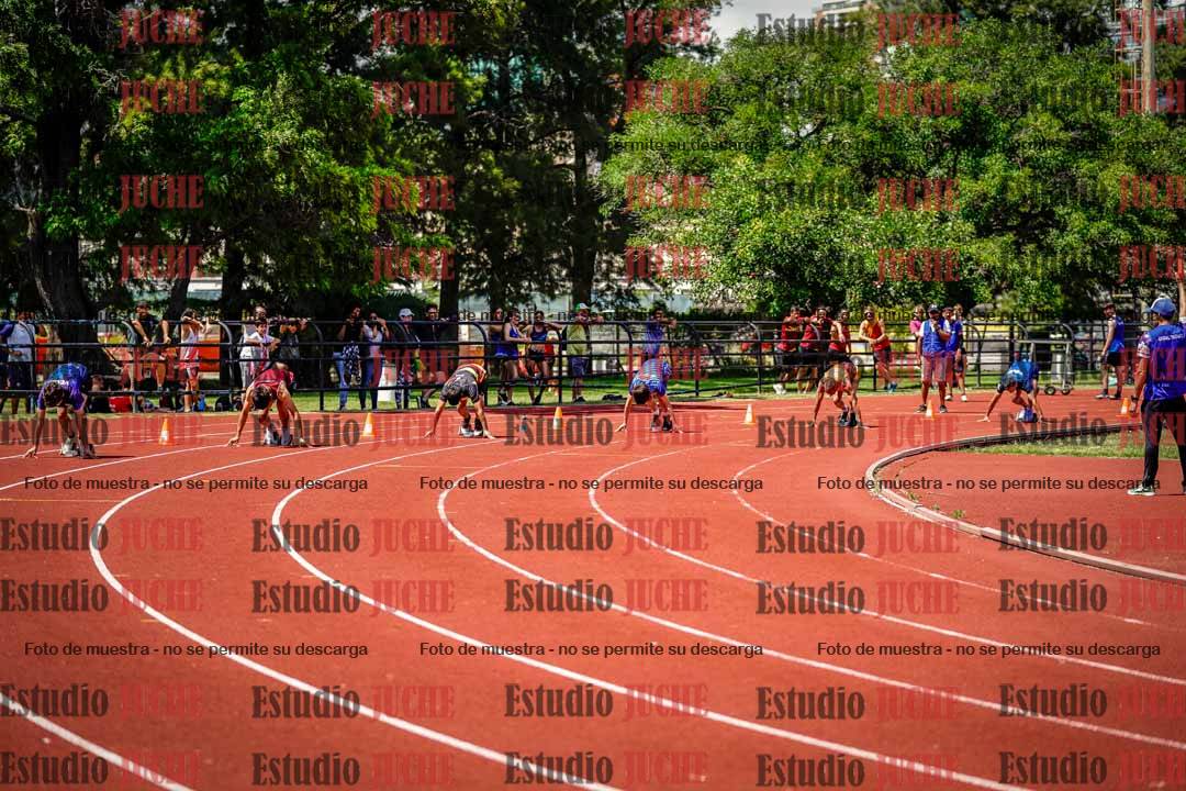 Fotos de los 200 m llanos de varones