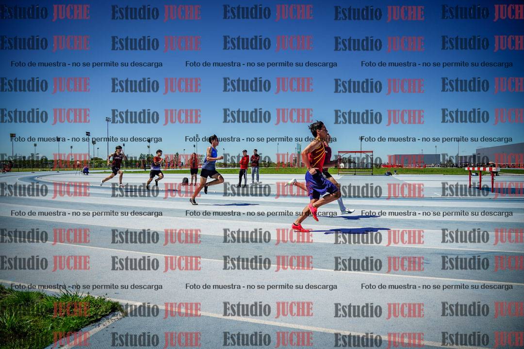 Fotos de los 200 m llanos de varones