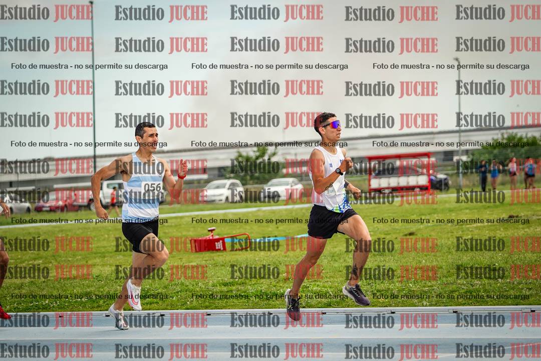 Fotos de los 1000 m llanos de varones