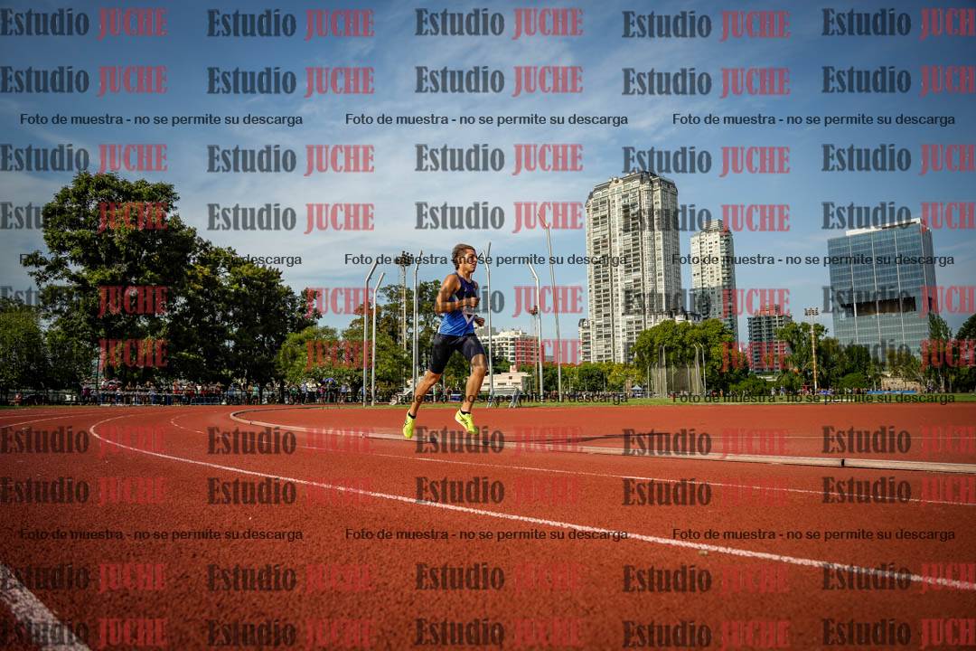 Fotos de los 3000 m llanos de varones