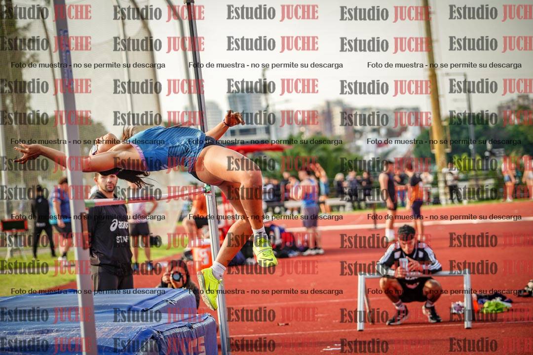 Fotos del salto en alto de mujeres