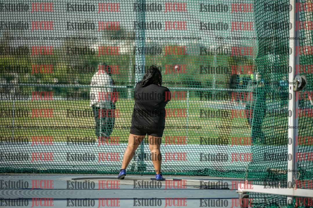 Fotos del lanzamiento de martillo de mujeres