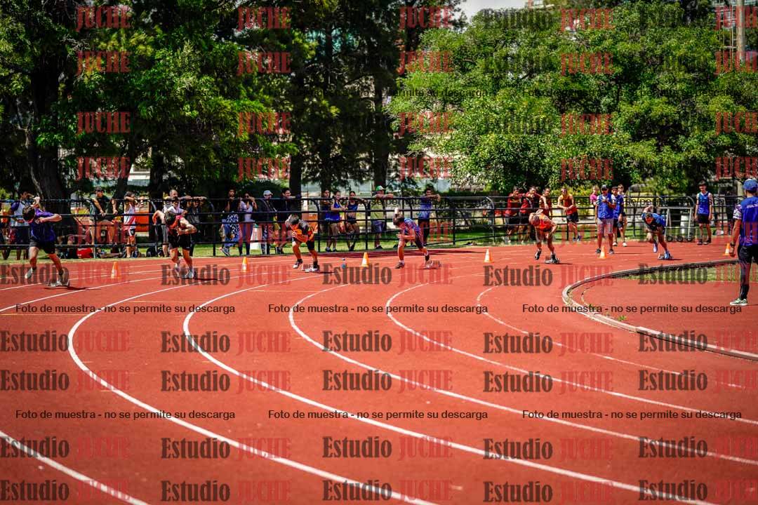 Fotos de los 200 m llanos de varones
