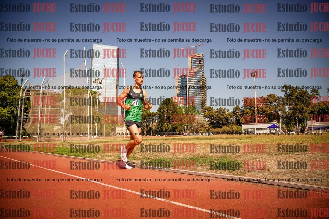 Fotos de los 3000 m llanos de varones