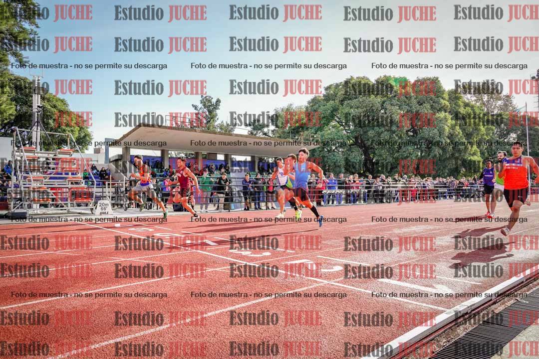 Fotos de los 100 m llanos de varones