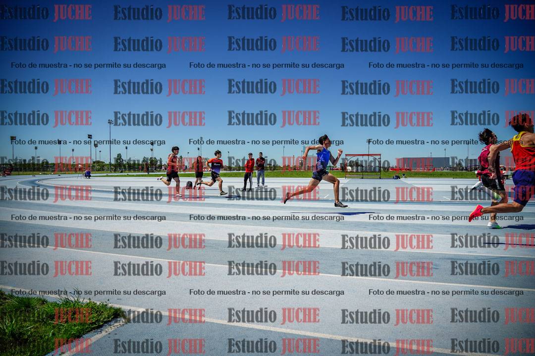 Fotos de los 200 m llanos de varones