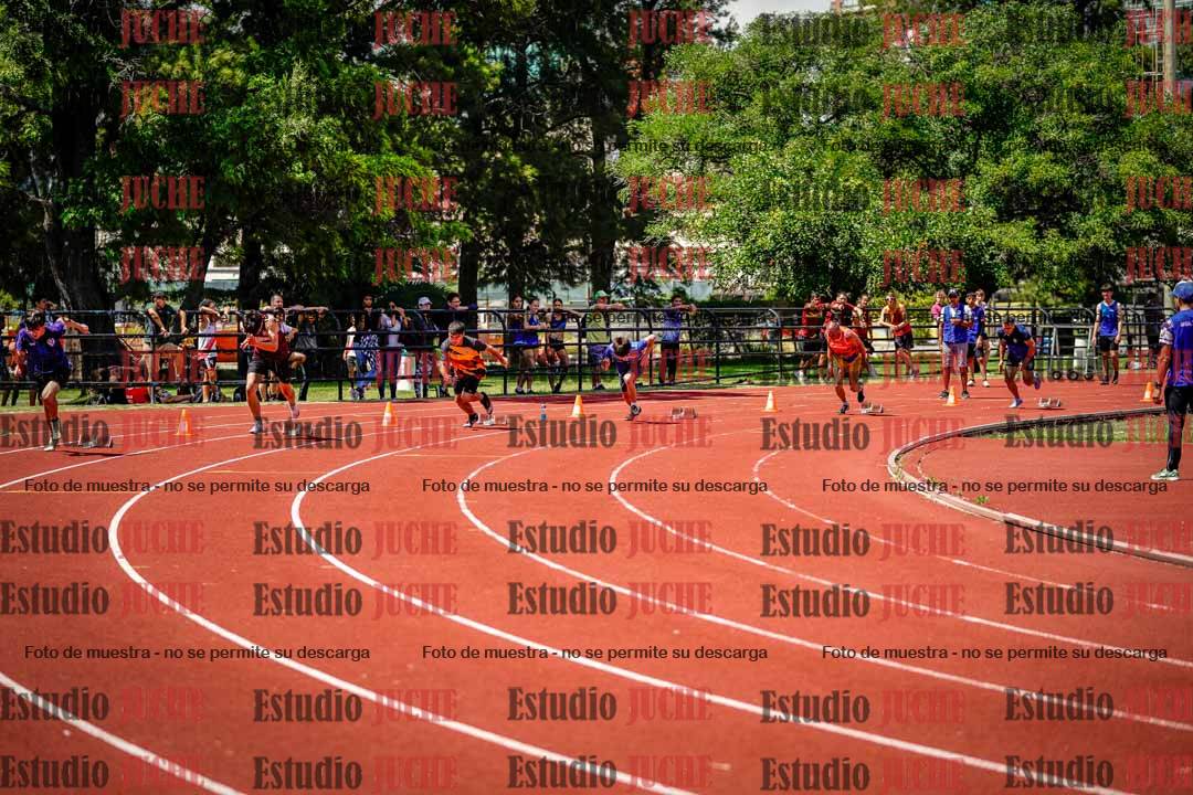 Fotos de los 200 m llanos de varones