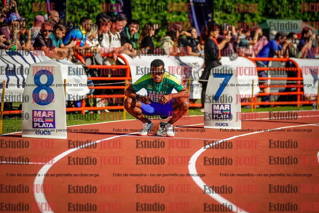 Fotos de los 400 m llanos de varones