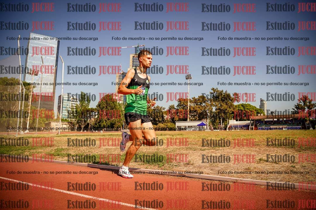 Fotos de los 3000 m llanos de varones